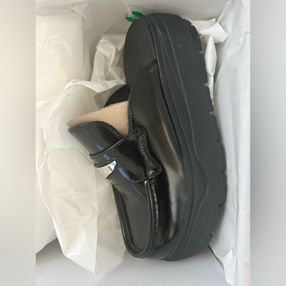 Jordan Mule
Black Metallic Silver (Women's) - Picture 2 of 3